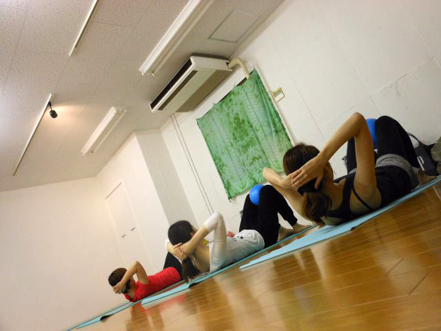 曽我スタジオ レッスン風景2 曽我ヨガスタジオ2